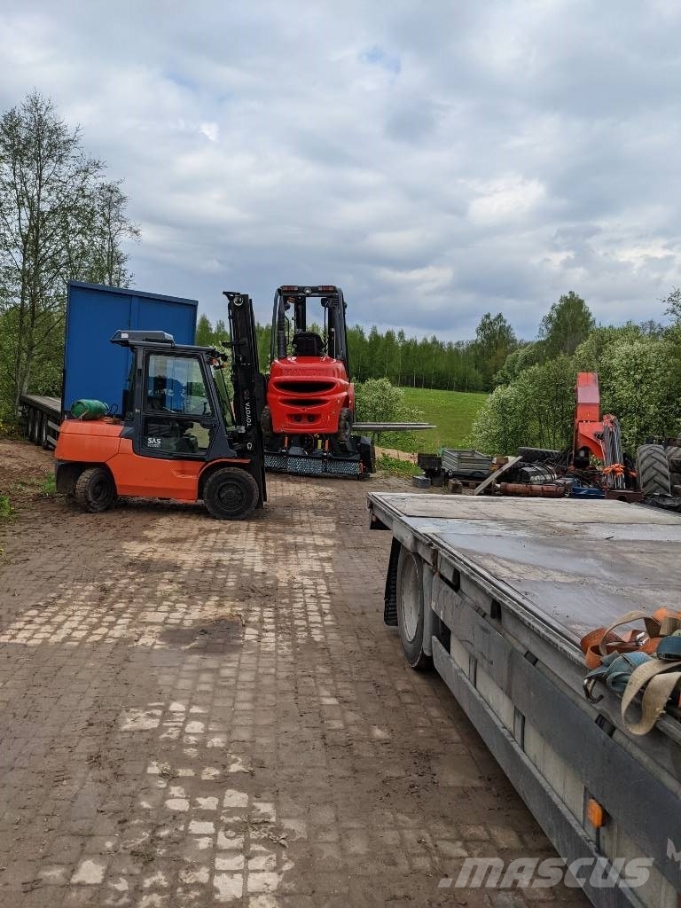 Toyota 7FGA50 LPG forklifts