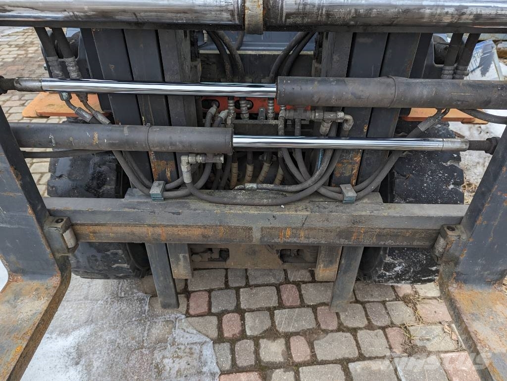 Toyota 7FGA50 LPG forklifts