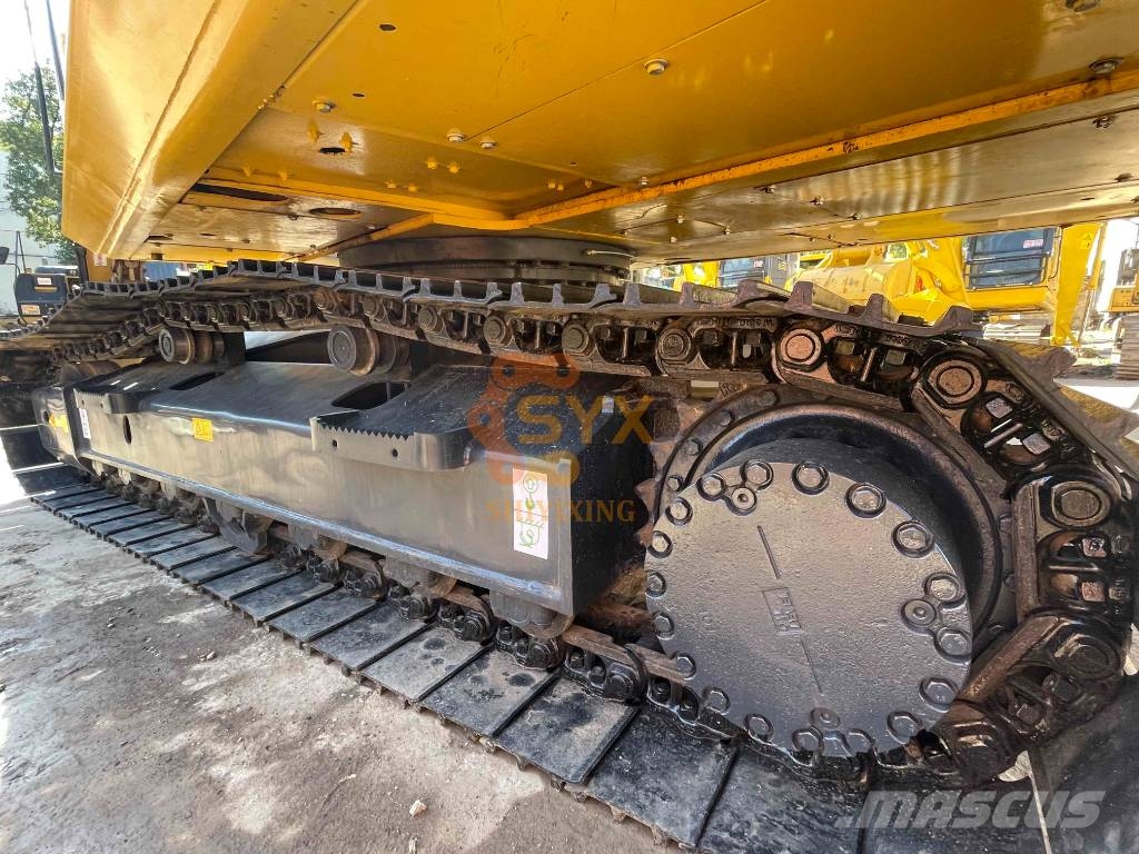 Komatsu PC 220-8 Bandgrävare