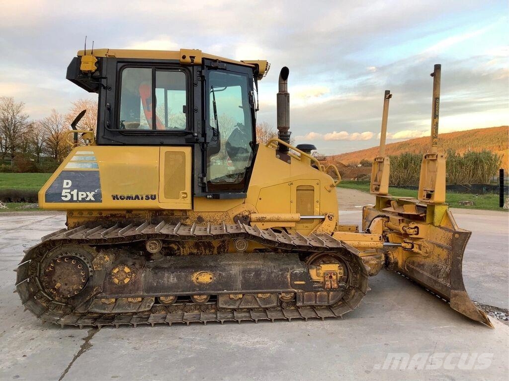 Komatsu D51PX-22 Μπουλντόζες με ερπύστριες