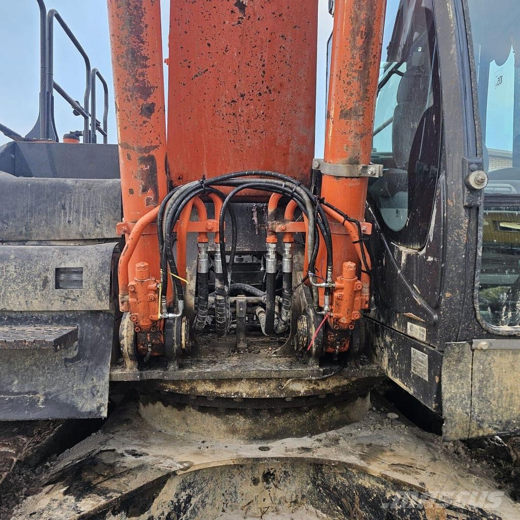 Hitachi ZX350LC-6 Εκσκαφείς με ερπύστριες
