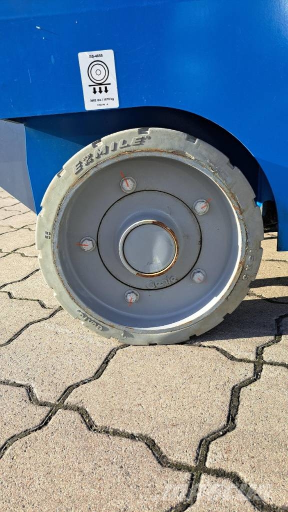 Genie GS-4655 Käärtõstukid
