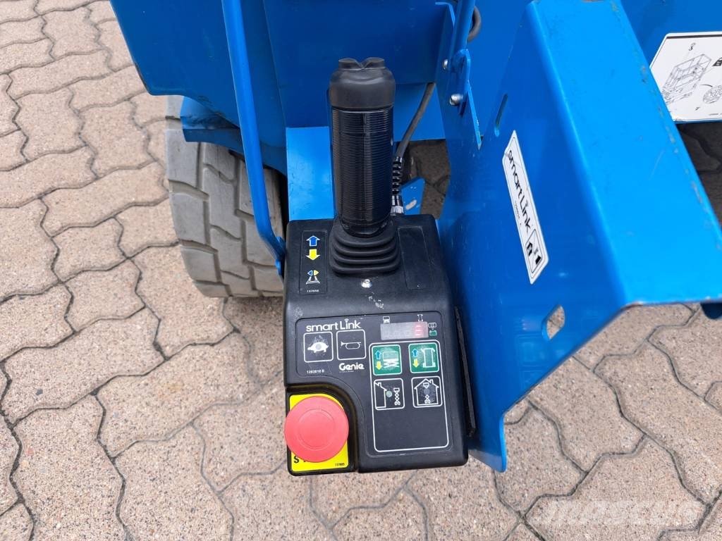 Genie GS-4655 Käärtõstukid