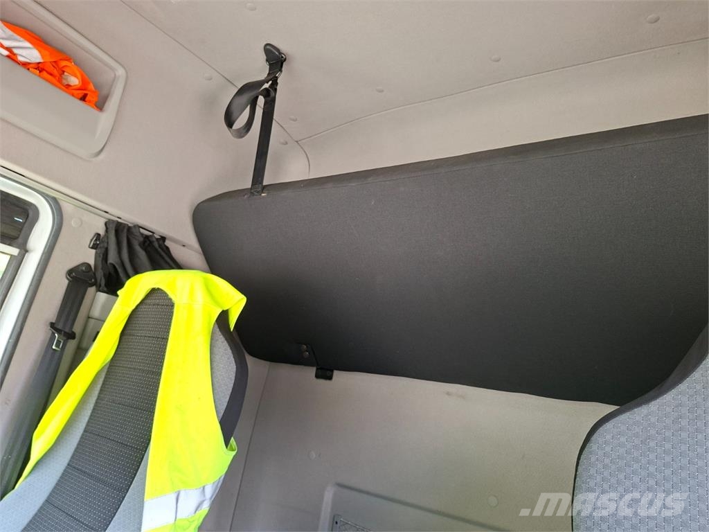 Ford CARGO 1848T Тягачі
