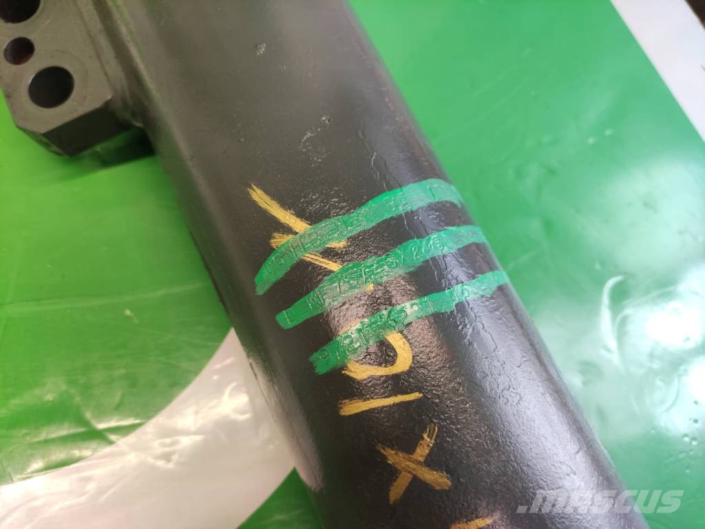 Claas Axion 830 Power steering cylinder 972121201 Chassi och upphängning