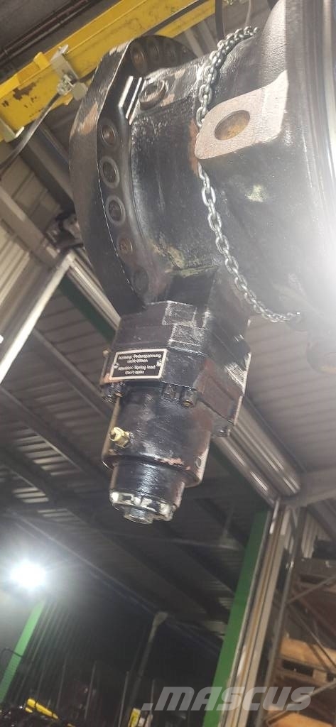 John Deere 1910 E BRAKE HOUSING Brakes