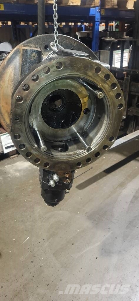 John Deere 1910 E BRAKE HOUSING Brakes