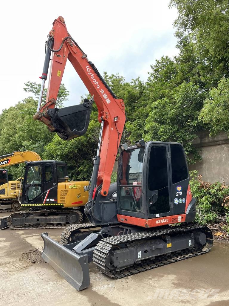 Kubota KX183-3 Малые экскаваторы 7т-12т