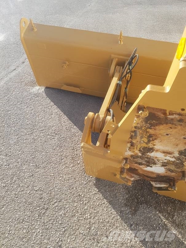 CAT 120 12G/H 140 14G/H Puskulevyt