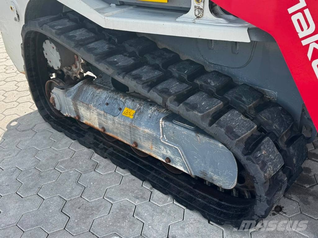 Takeuchi TL10 Mini Pale Gommate