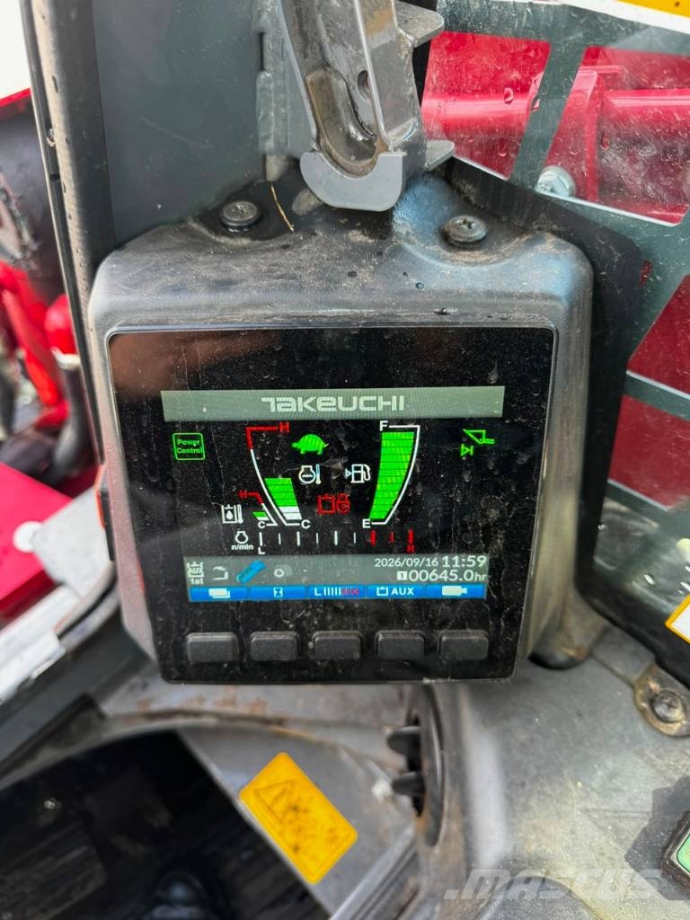Takeuchi TL10 Mini Pale Gommate