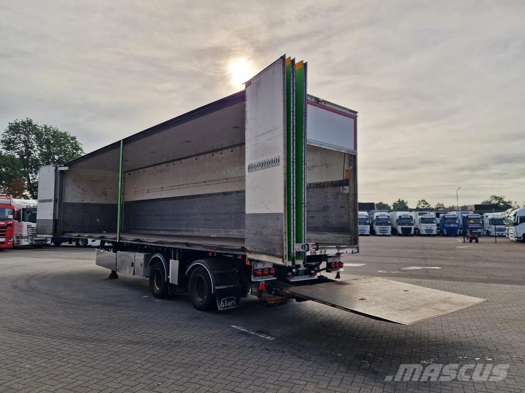 Ekeri 2 axle box with sidedoors - Zepro loadlift - Steer Kofferauflieger