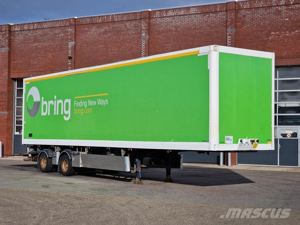 Ekeri 2 axle box with sidedoors - Zepro loadlift - Steer Kofferauflieger