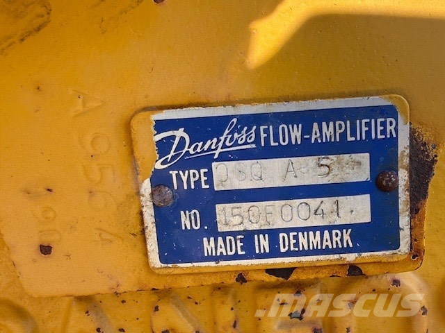 Bell B 40 C USED HYDRAULIC PARTS Hidráulicos