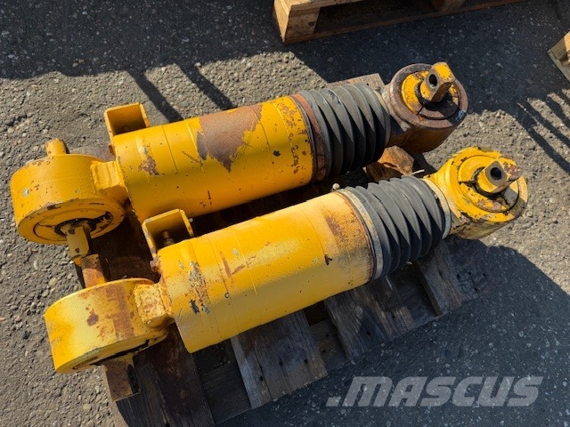 Bell B 40 C USED HYDRAULIC PARTS Hidráulicos