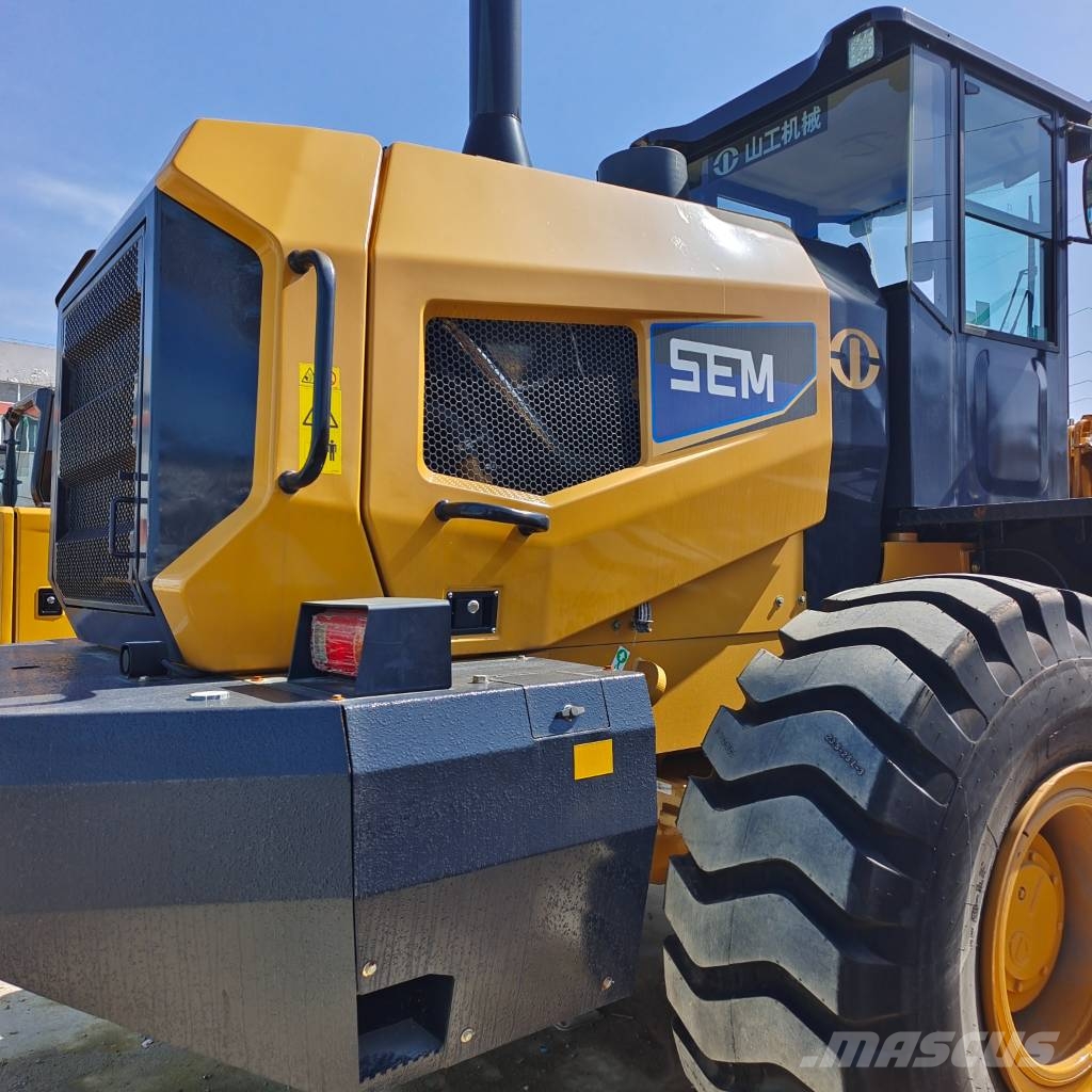 SEM 655D 100% 2026 Brand New Machine ホイールローダー・タイヤショベル