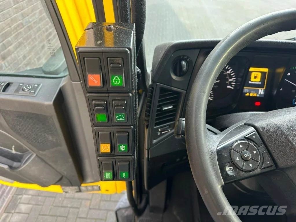 Mercedes-Benz Arocs 1824 4X2 BEAM A9000 SWEEPING TRUCK/ KEHRMASC Lakaisuautot