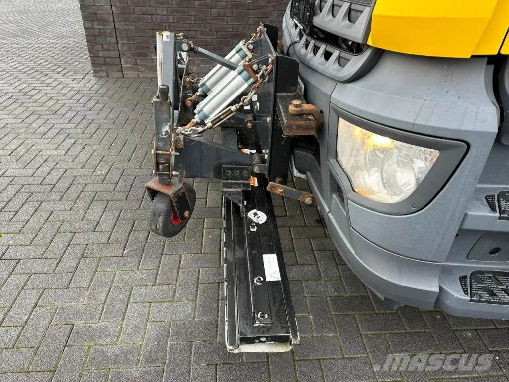 Mercedes-Benz Arocs 1824 4X2 BEAM A9000 SWEEPING TRUCK/ KEHRMASC Lakaisuautot