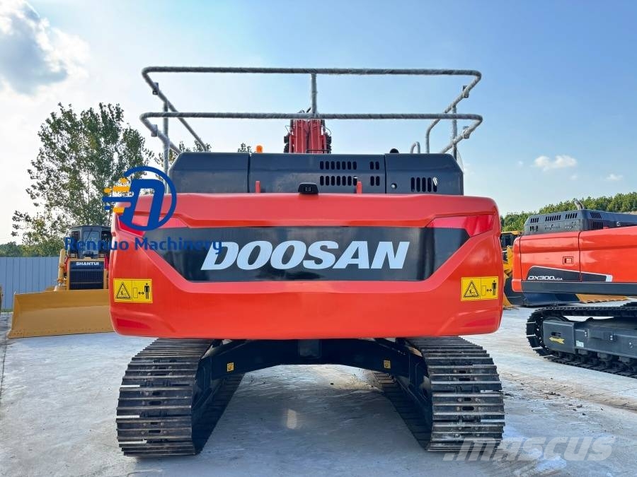 Doosan 340LCA Raupenbagger