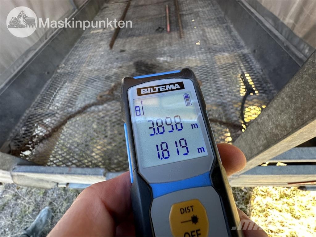  Lindanvagnen 3500B Nizki nakladalci