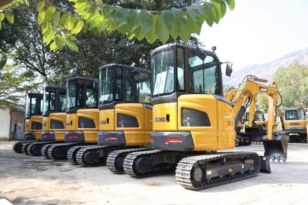 XCMG XE35U Bagri goseničarji