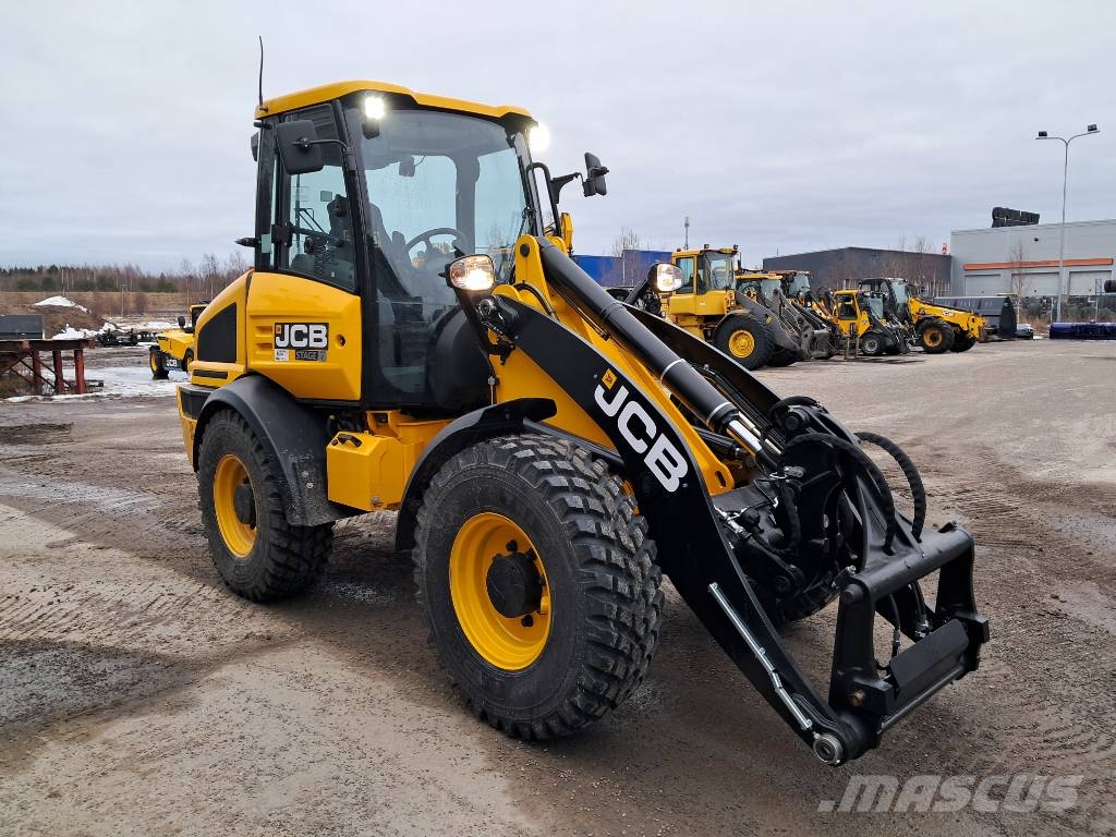 JCB 409 SV Rataslaadurid