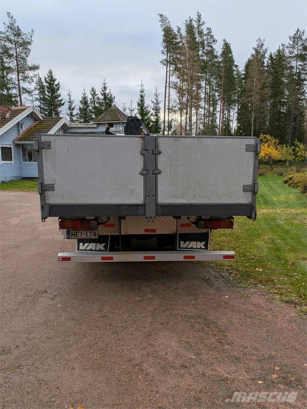 Scania P 270 Nosturiautot