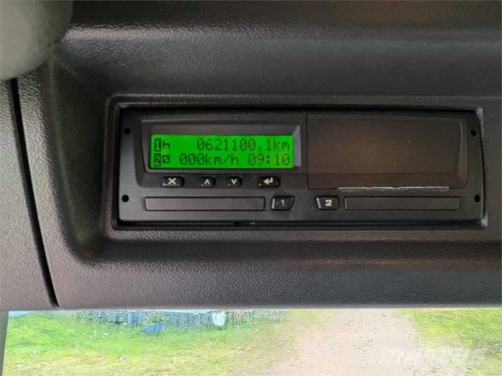 Scania P 270 Nosturiautot