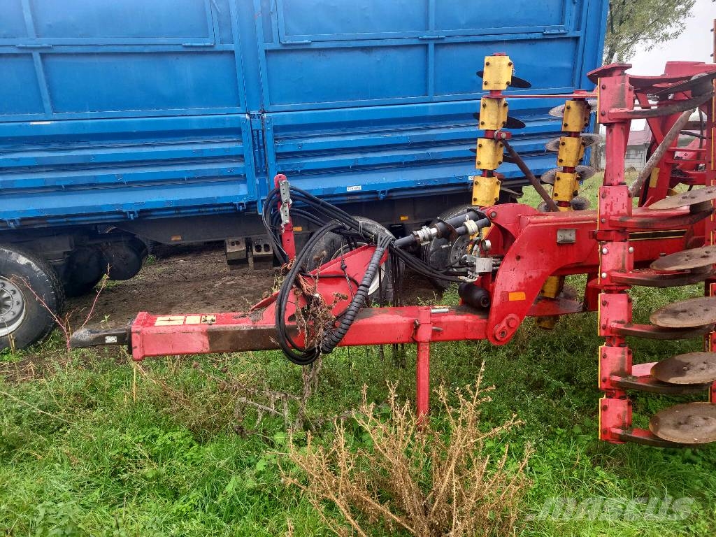 Väderstad Topdown400 Beitelploeg