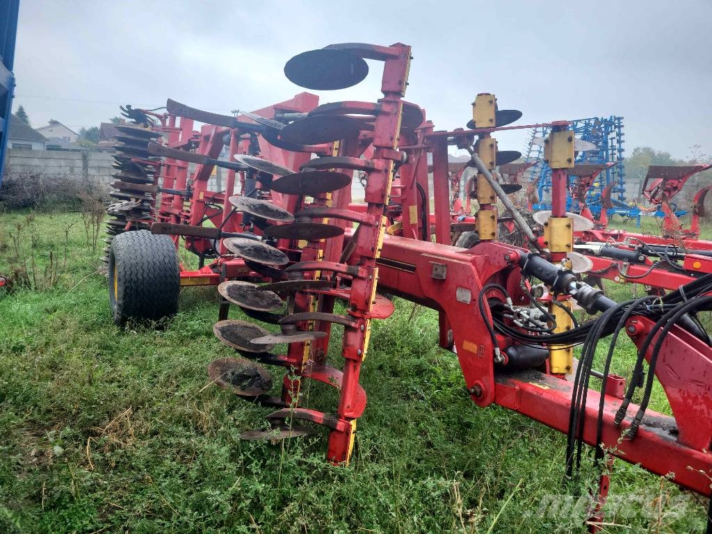Väderstad Topdown400 Beitelploeg