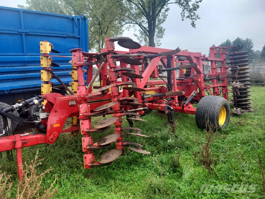 Väderstad Topdown400 Beitelploeg