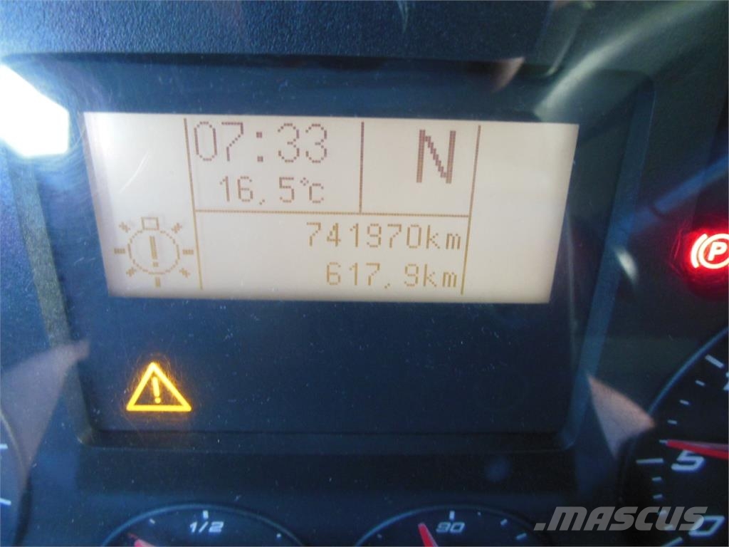 Iveco EuroCargo ML180EL32P, 22 Palet Camiones de caja de lona