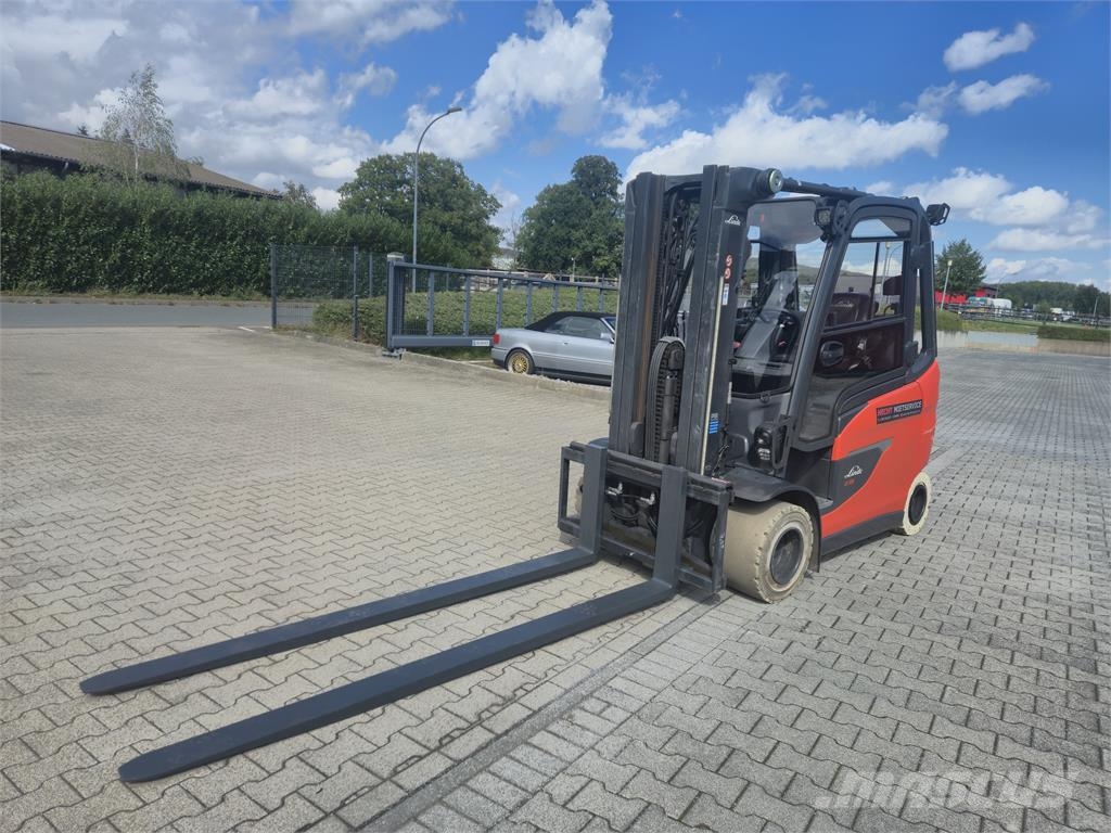 Linde E35HL 电动叉车