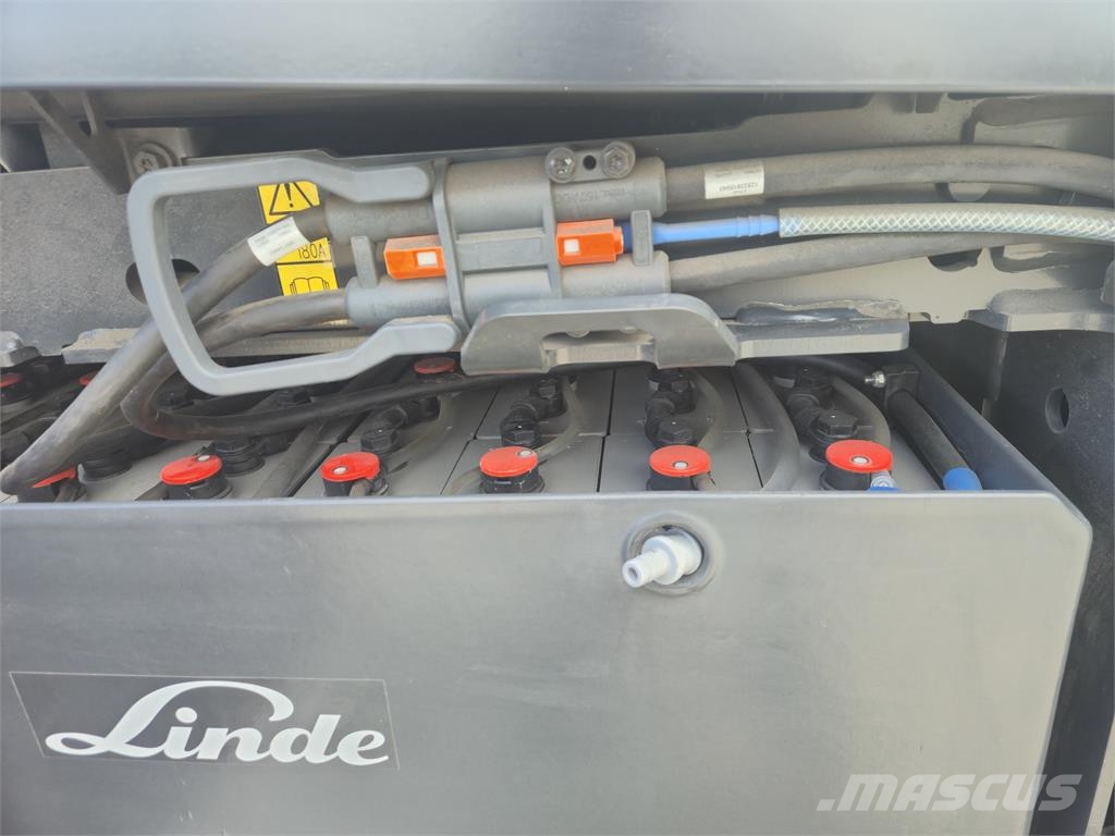 Linde E35HL Electric forklifts