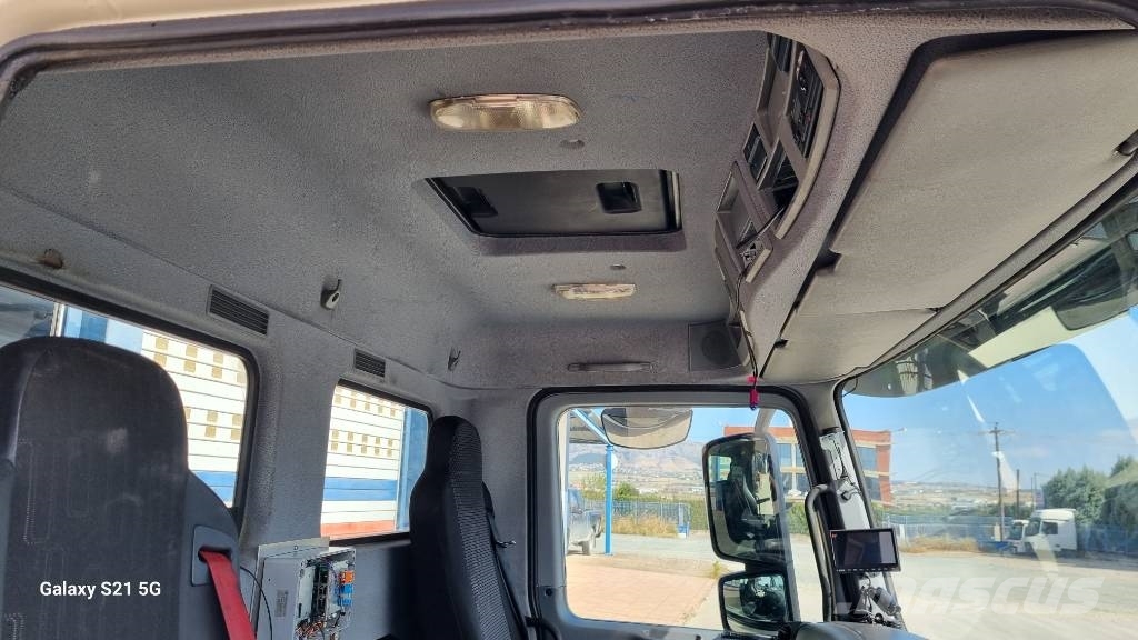 Mercedes-Benz CABIN MP3 SORT EURO5 RIGHT HAND Kabinler