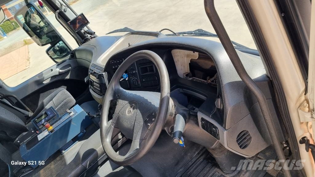 Mercedes-Benz CABIN MP3 SORT EURO5 RIGHT HAND Kabinler