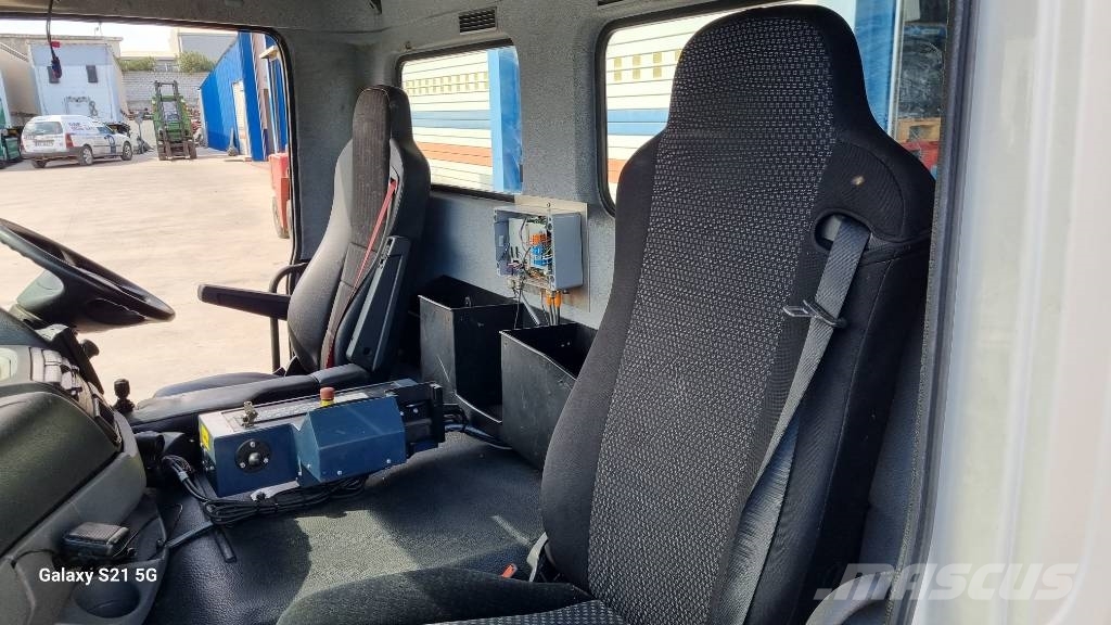 Mercedes-Benz CABIN MP3 SORT EURO5 RIGHT HAND Kabinler
