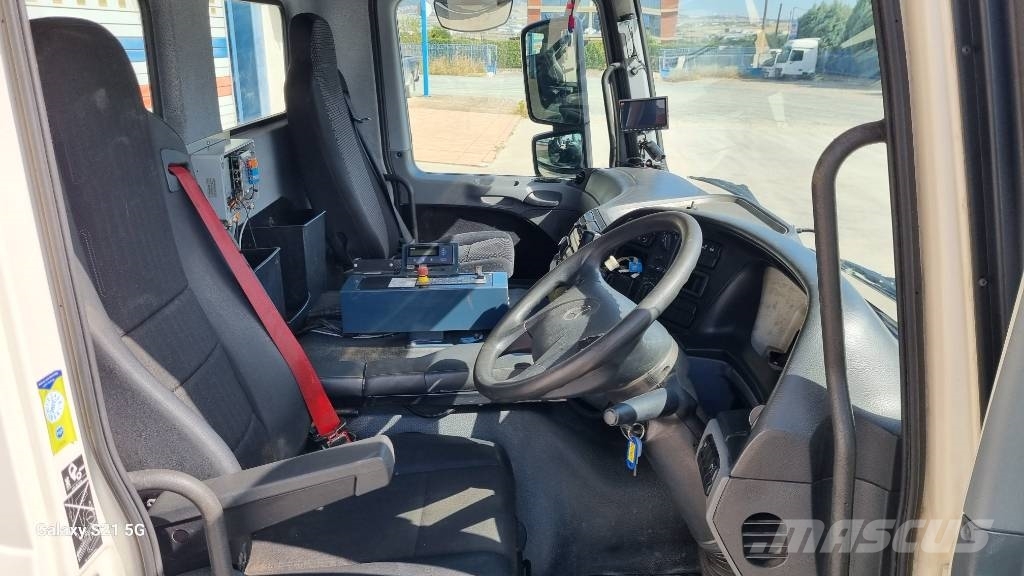 Mercedes-Benz CABIN MP3 SORT EURO5 RIGHT HAND Kabinler
