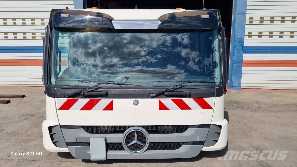 Mercedes-Benz CABIN MP3 SORT EURO5 RIGHT HAND Kabinler