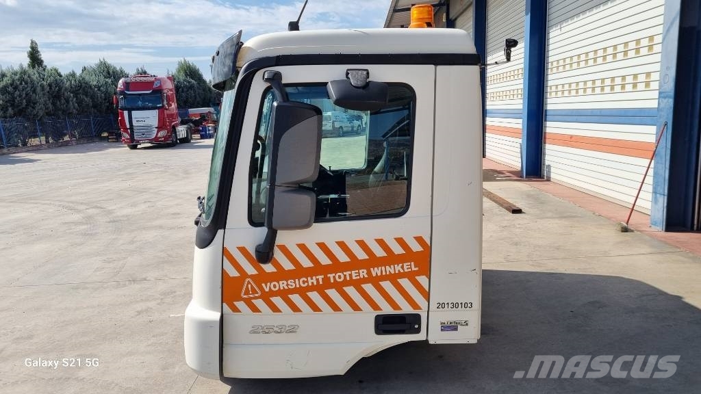Mercedes-Benz CABIN MP3 SORT EURO5 RIGHT HAND Kabinler