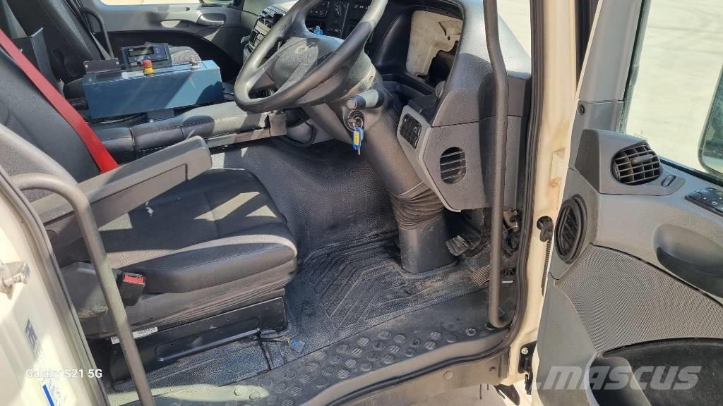 Mercedes-Benz CABIN MP3 SORT EURO5 RIGHT HAND Kabinler