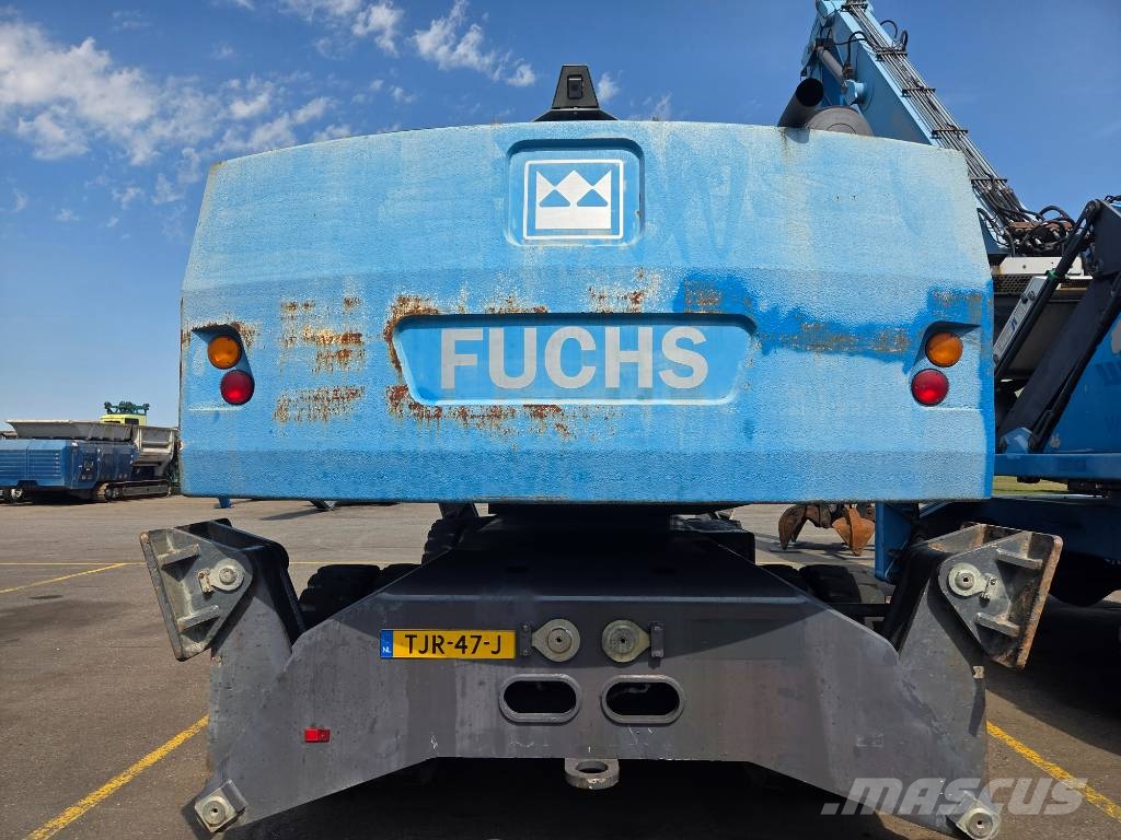 Fuchs MHL 360 D مناولات المخلفات / مناولات صناعية