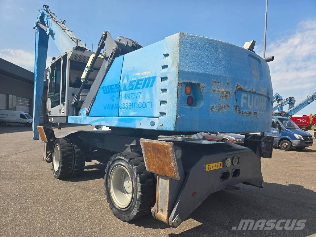 Fuchs MHL 360 D مناولات المخلفات / مناولات صناعية