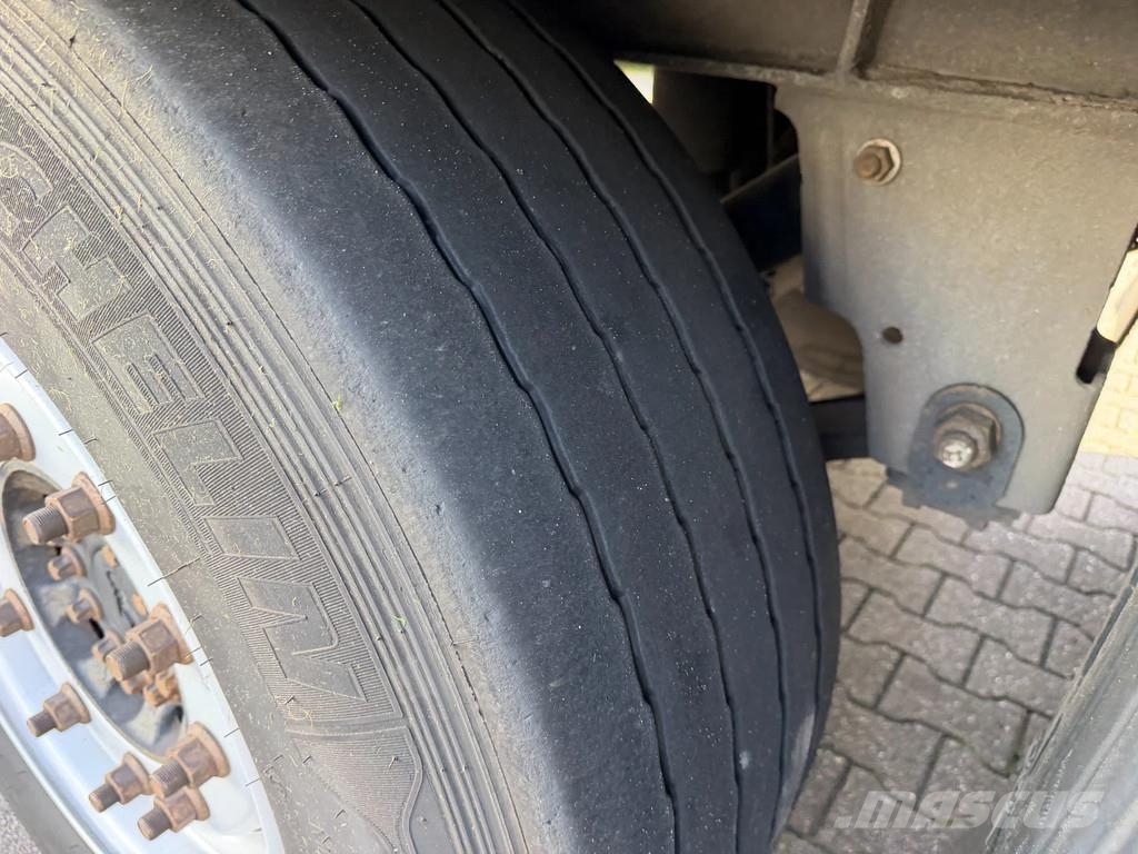 Schmitz Cargobull THERMO KING SLXi 300 / OV-Laadklep / Lift-As / Apk Külmikpoolhaagised
