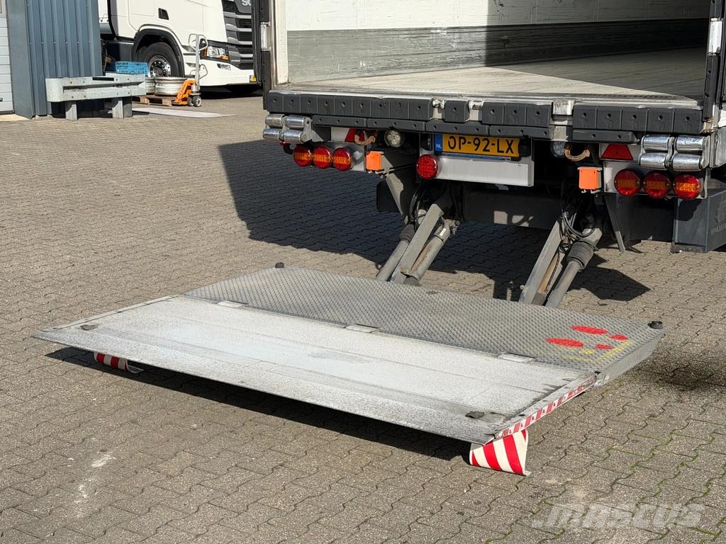 Schmitz Cargobull THERMO KING SLXi 300 / OV-Laadklep / Lift-As / Apk Külmikpoolhaagised