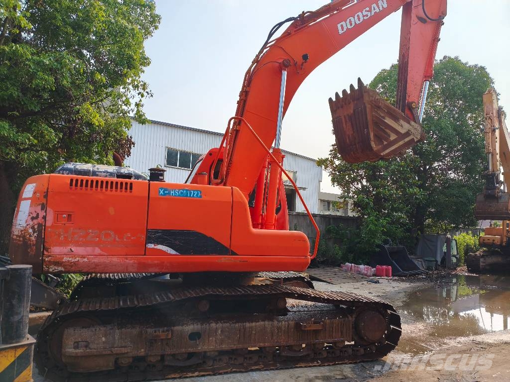 Doosan DH 220 LC-7 履带挖掘机