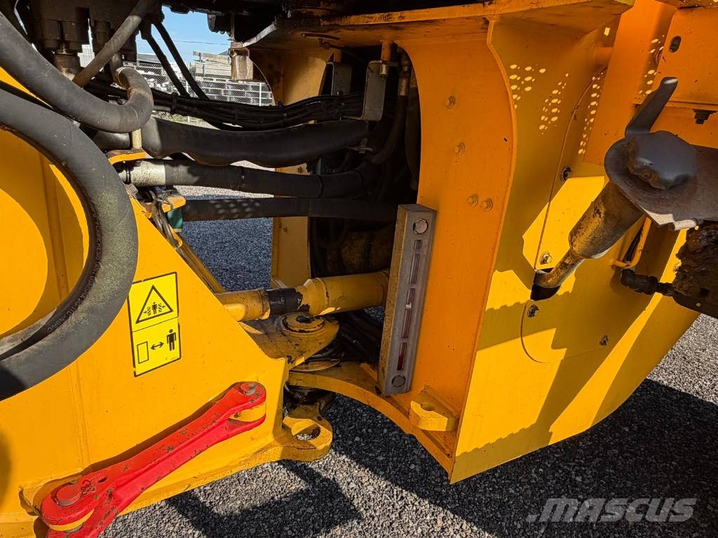 Volvo L110E لوادر بعجل