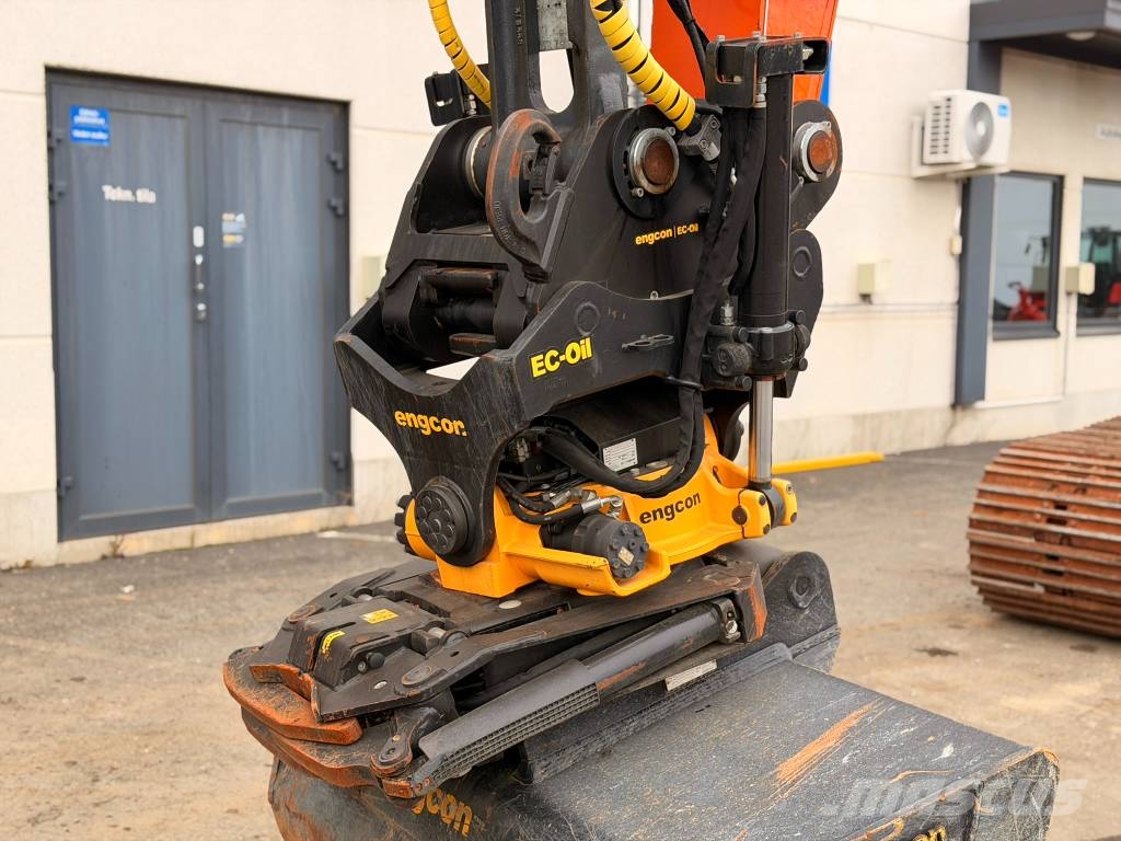 Develon DX 225 LC-7 Vähän ajettu Telakaivukoneet