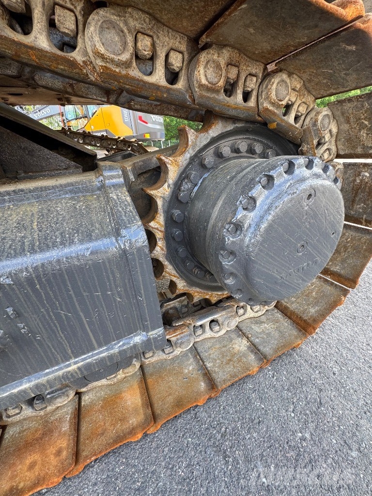 Volvo EC 480 E L Roomikekskavaatorid