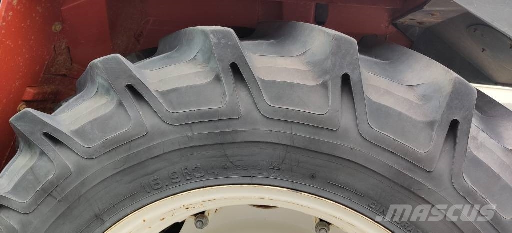 Fiatagri 82-94 DT الجرارات